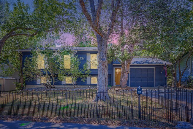 Foto del edificio - Recently Remodeled 4BD, 3BA Louisville Home