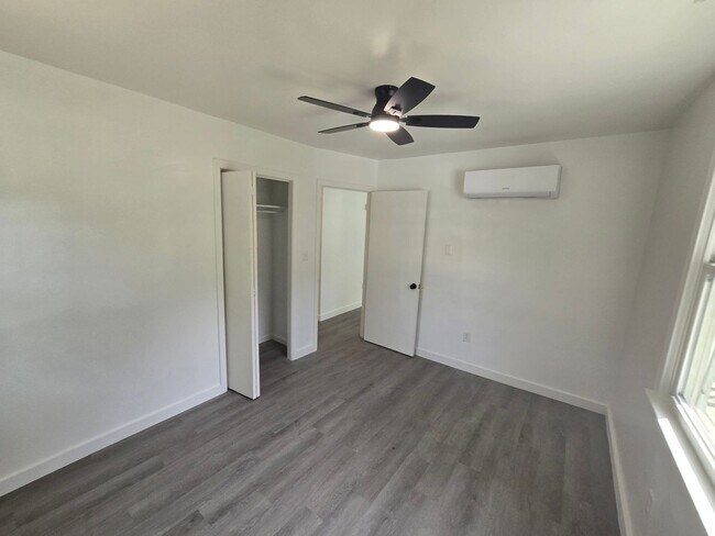 Foto del edificio - 2 bedroom duplex in Prince George