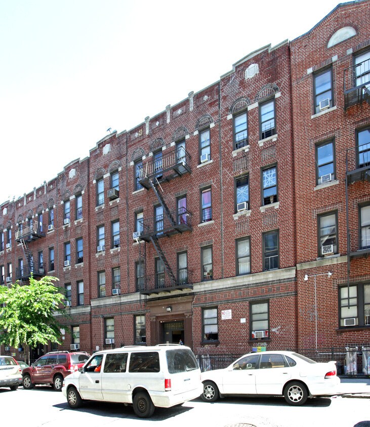 Building Photo - 445 61st St
