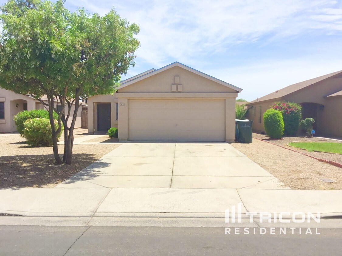 Foto principal - 4755 N 87th Ave