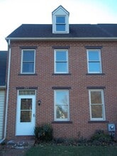 223 Cross Keys Dr