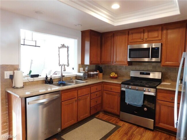 Building Photo - 4 br, 3 bath House - 26525 Cardenio