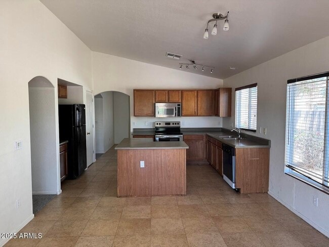 Building Photo - 81 S 223rd Ave