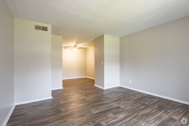 1HAB, 1BA -736 ft² - The Lodge Apartments