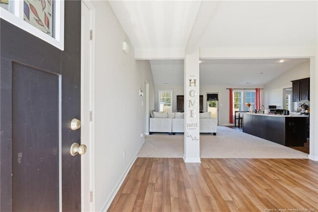 Building Photo - 50 Terrier Ct