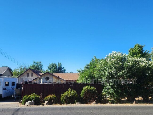 Building Photo - 8700 Winding Way