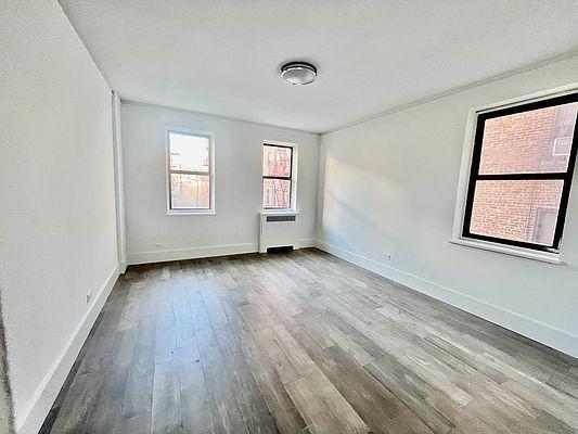 Building Photo - 1 bedroom in BRONX NY 10456