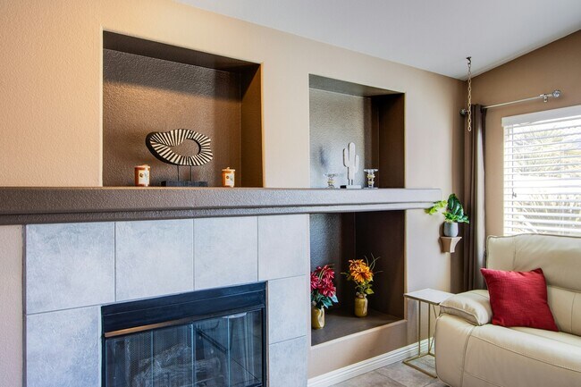 Building Photo - 5106 Stone Cove St