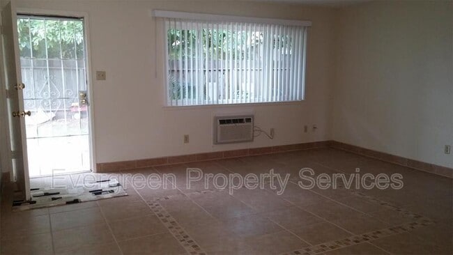 Building Photo - 10324 S White Rock Rd