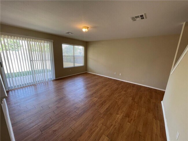 Building Photo - 3414 Crownover St