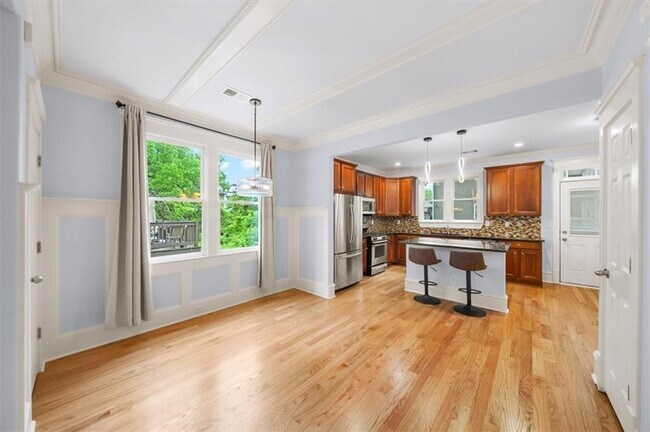 Foto del edificio - 1046 Wylie St SE