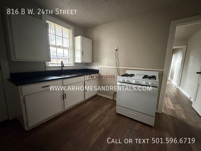 Foto del edificio - 816 W 24th St