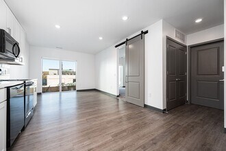 Interior Photo - Vera on Broad