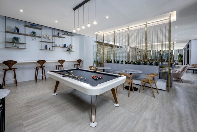 Foto del edificio - 8005 W 6th Ave