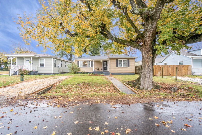 Building Photo - 2703 Nashville Ave