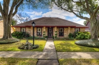 Building Photo - 21355 Park Tree Ln