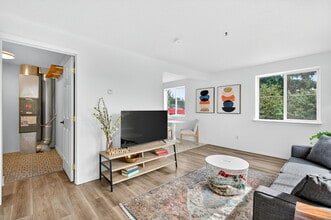 Building Photo - 2525 SE 136th Ave