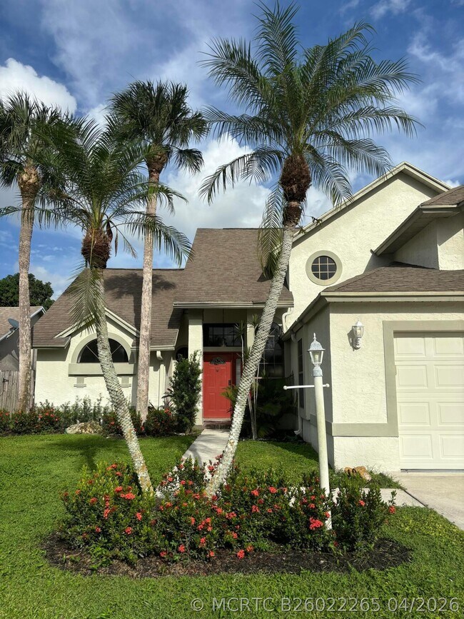 Building Photo - 12989 Meadowbreeze Dr