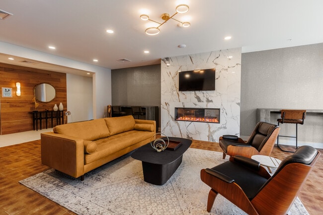 Building Photo - SKG Living at River Park in Union