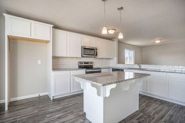 Foto del edificio - 4193 Aspen Way