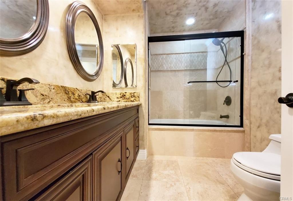 Foto principal - 2099 Continental Ave