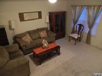 Building Photo - 6205 Addison Dr
