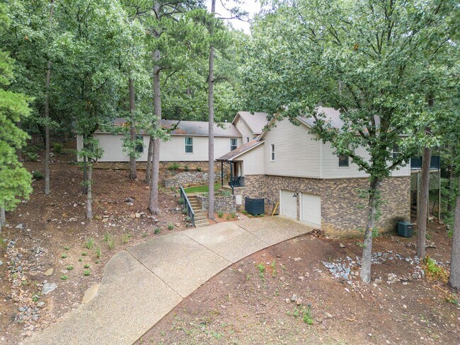 Building Photo - Pending application