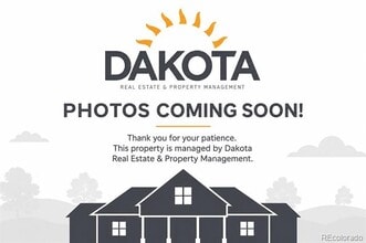 Building Photo - 205 E Longs Peak Ave