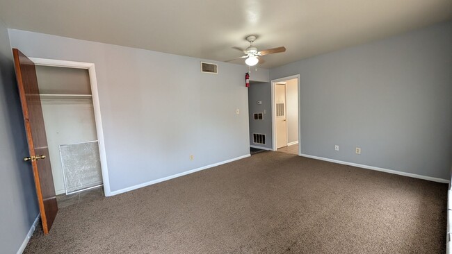 Building Photo - 2445 30th Street Ensley