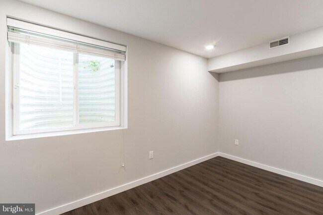 Foto del edificio - 749 N 20th St