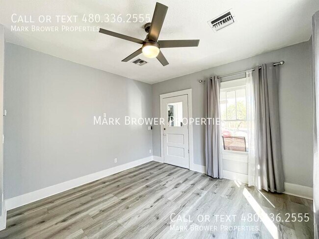 Building Photo - 1331 W Monroe St