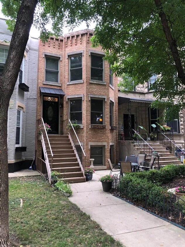 Beautiful Brick Duplex Building - 907 S Bishop St