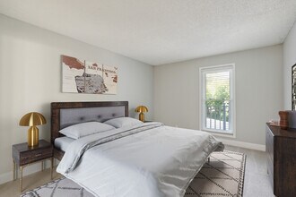 Building Photo - Piccadilly Apartments