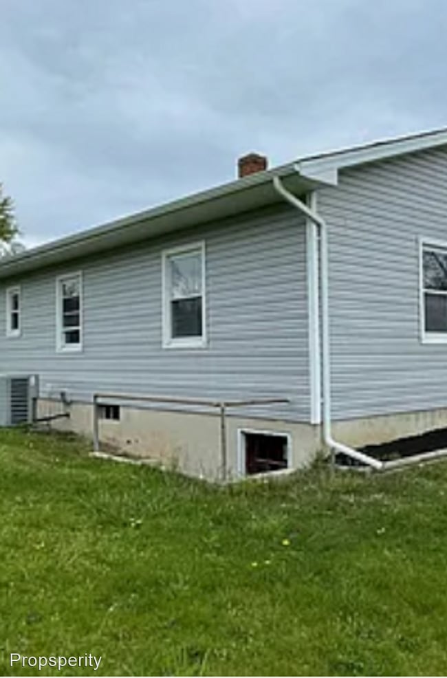 Building Photo - 3 br, 2 bath House - 10800 Martinsburg Road