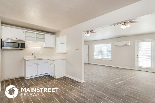 Foto del edificio - 10795 Millers Ln