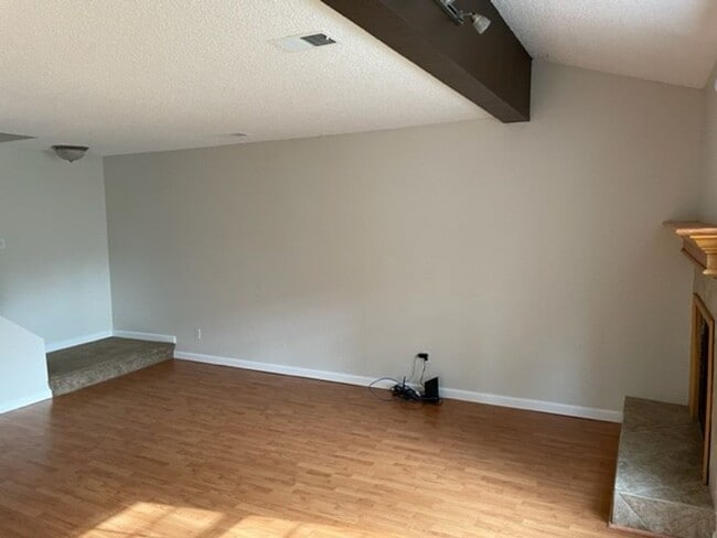 Building Photo - Spacious Townhome in Arvada
