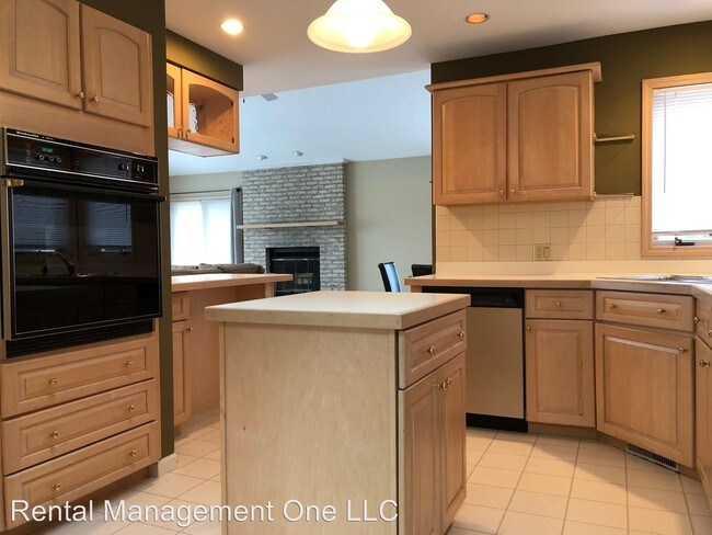 Foto del edificio - 2 br, 2 bath House - 12008 Peninsula Dr