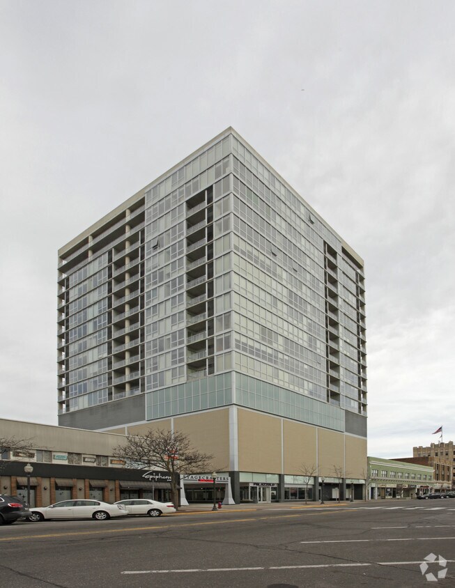 Fifth Royal Oak Apartments Royal Oak, MI