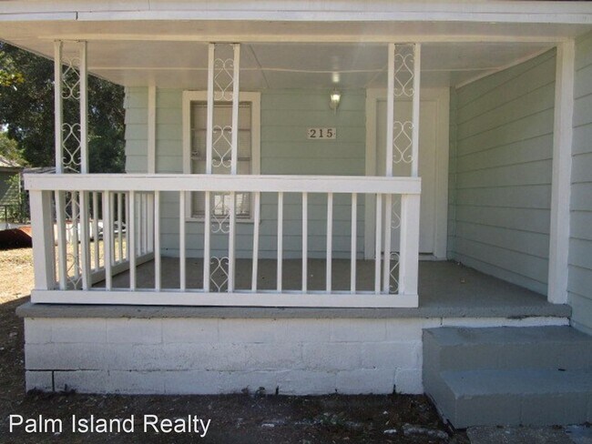 Building Photo - 2 br, 1 bath House - 215 Brandywine Rd