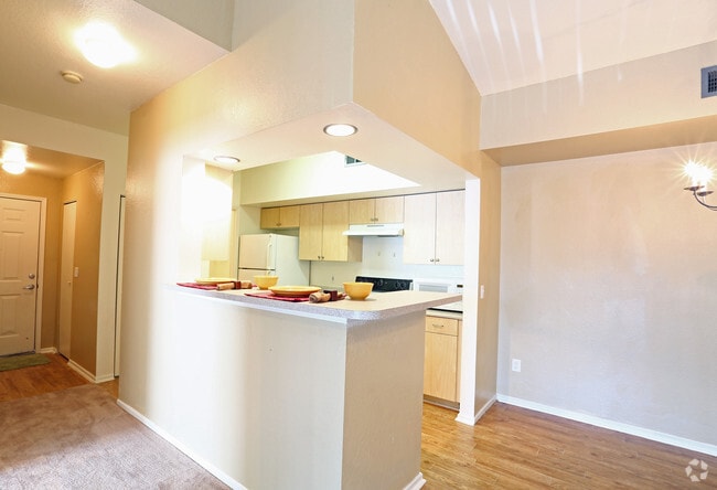 Arbours At Garden Grove