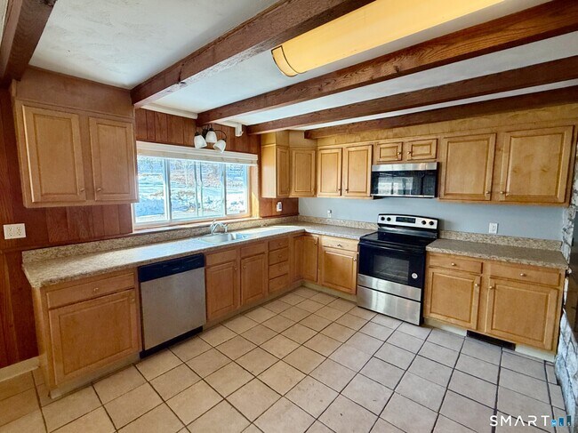 Foto del edificio - 25 Plymouth Rd