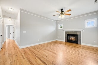 Building Photo - 102 Estelle Park Dr