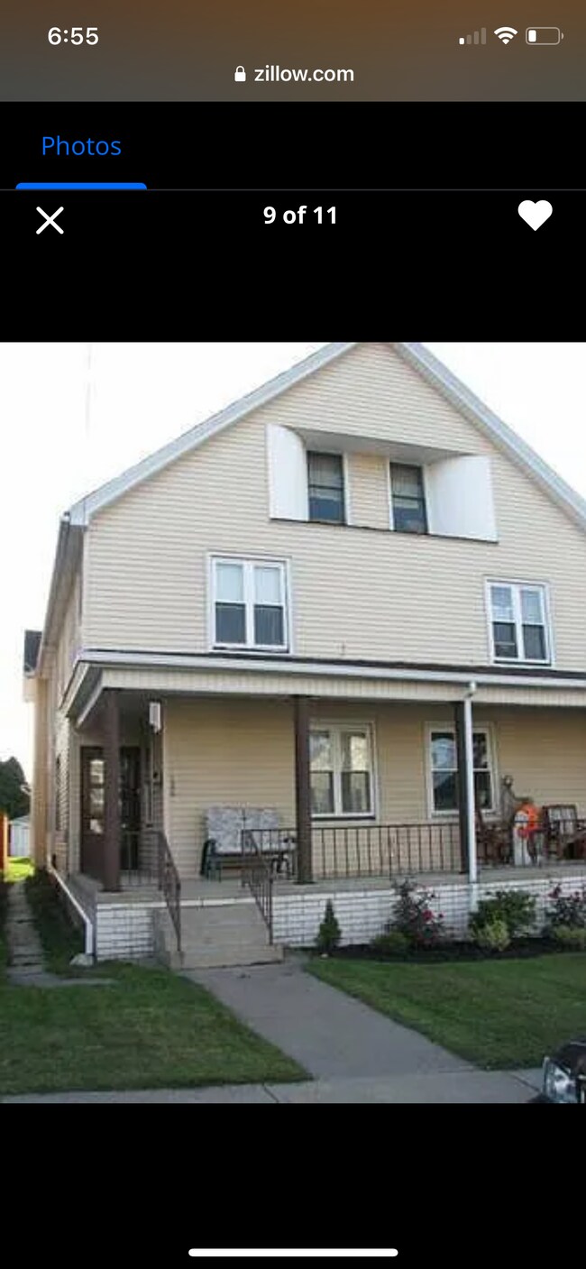 Building Photo - 126 E Taylor St