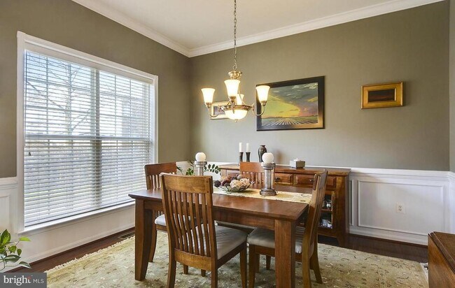 Foto del edificio - 2415 Cypress Green Ln