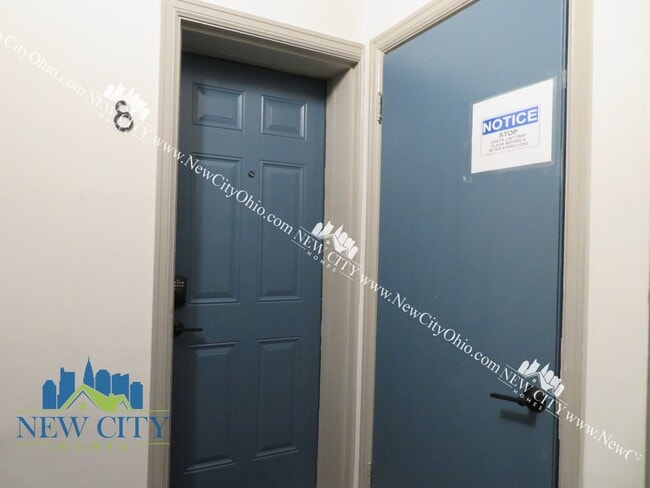 Building Photo - Newly Renovated Apartment Building