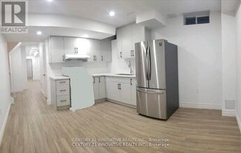 Building Photo - 1280 Amherst Gate