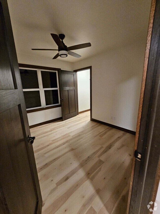 Apartments For Rent in Alma Center, WI with Washer & Dryer 1 Rentals