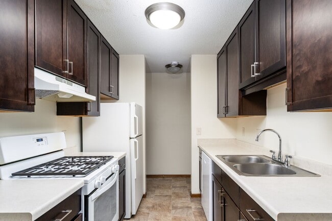 Interior Photo - Shadow Green Apartments