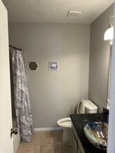 Building Photo - 15907 Vista Del Mar Dr