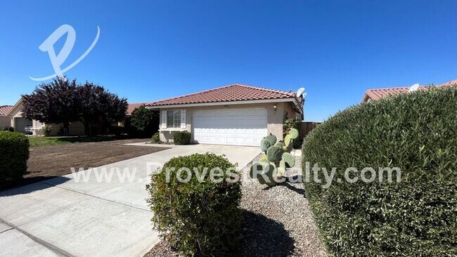 Foto del edificio - 3 Bed, 2 Bath Home in Victorville!!!